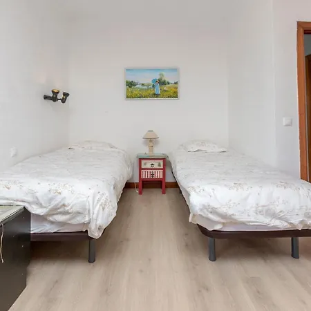 Castle בית נופש *