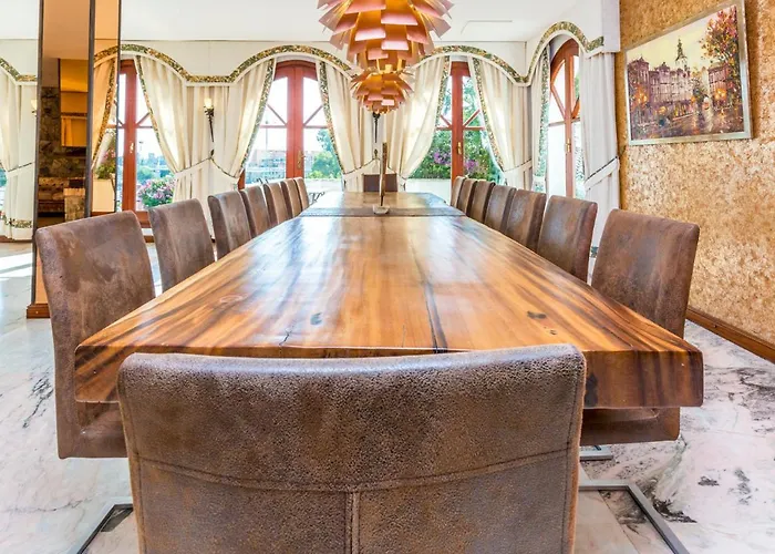 Castle בית נופש