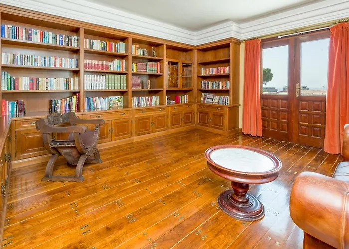 Castle Дом отдыха Михас